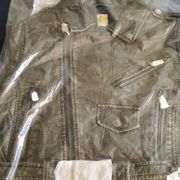 Lip Service Vintage Wash Moto Jacket - Picture 7 of 8